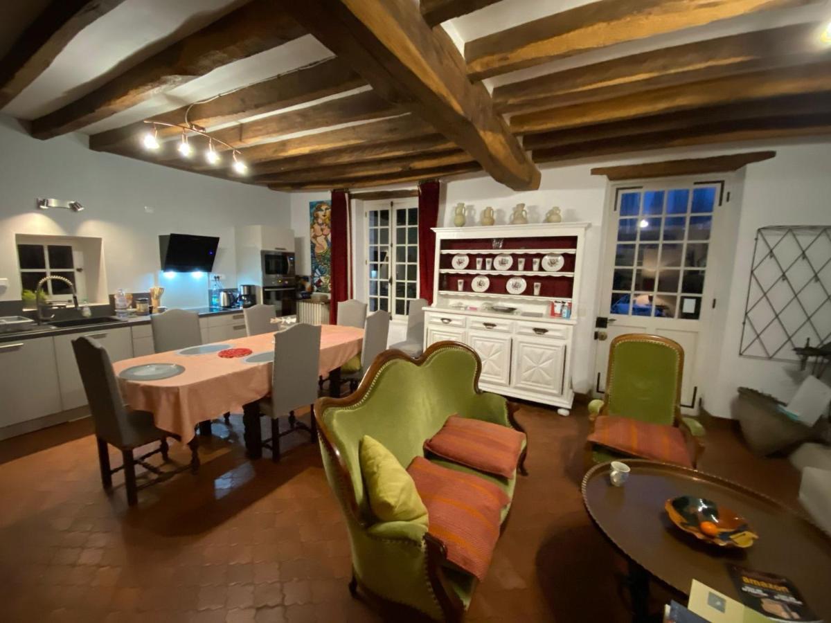 Maison Des Arts Francueil Ngoại thất bức ảnh