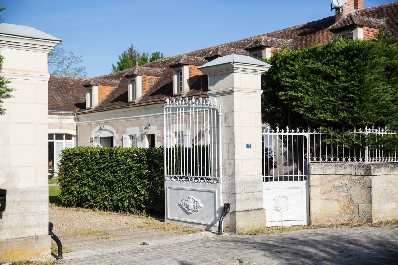 Maison Des Arts Francueil Ngoại thất bức ảnh